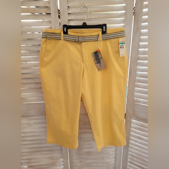 Dockers Pants - Dockers Women's Capris Size 16